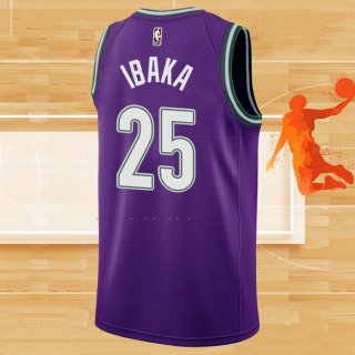 Camiseta Milwaukee Bucks Serge Ibaka NO 25 Classic 2022-23 Violeta